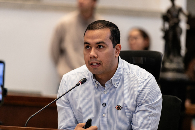 santiago narvaez concejal