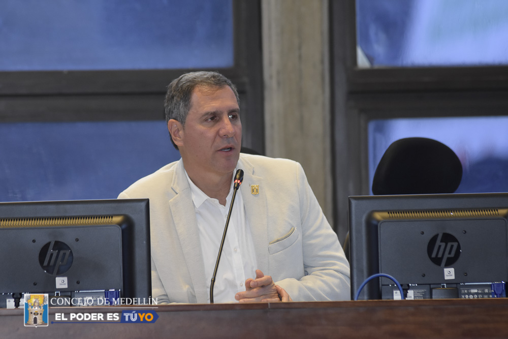 El Secretario General presentó su informe de gestión y logros de 2020 y ...